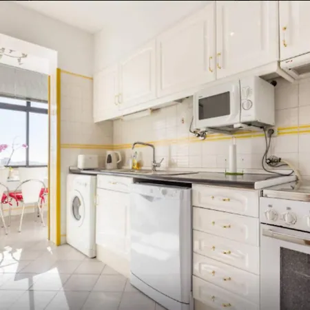 Brigida's Flat דירה *