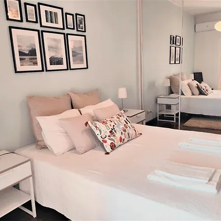 Brigida's Flat דירה פארו